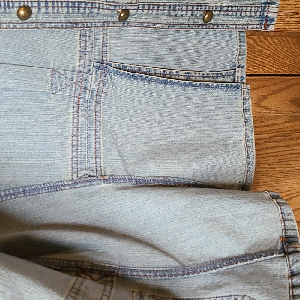 Vintage Jean Jacket - Picture 4 of 9